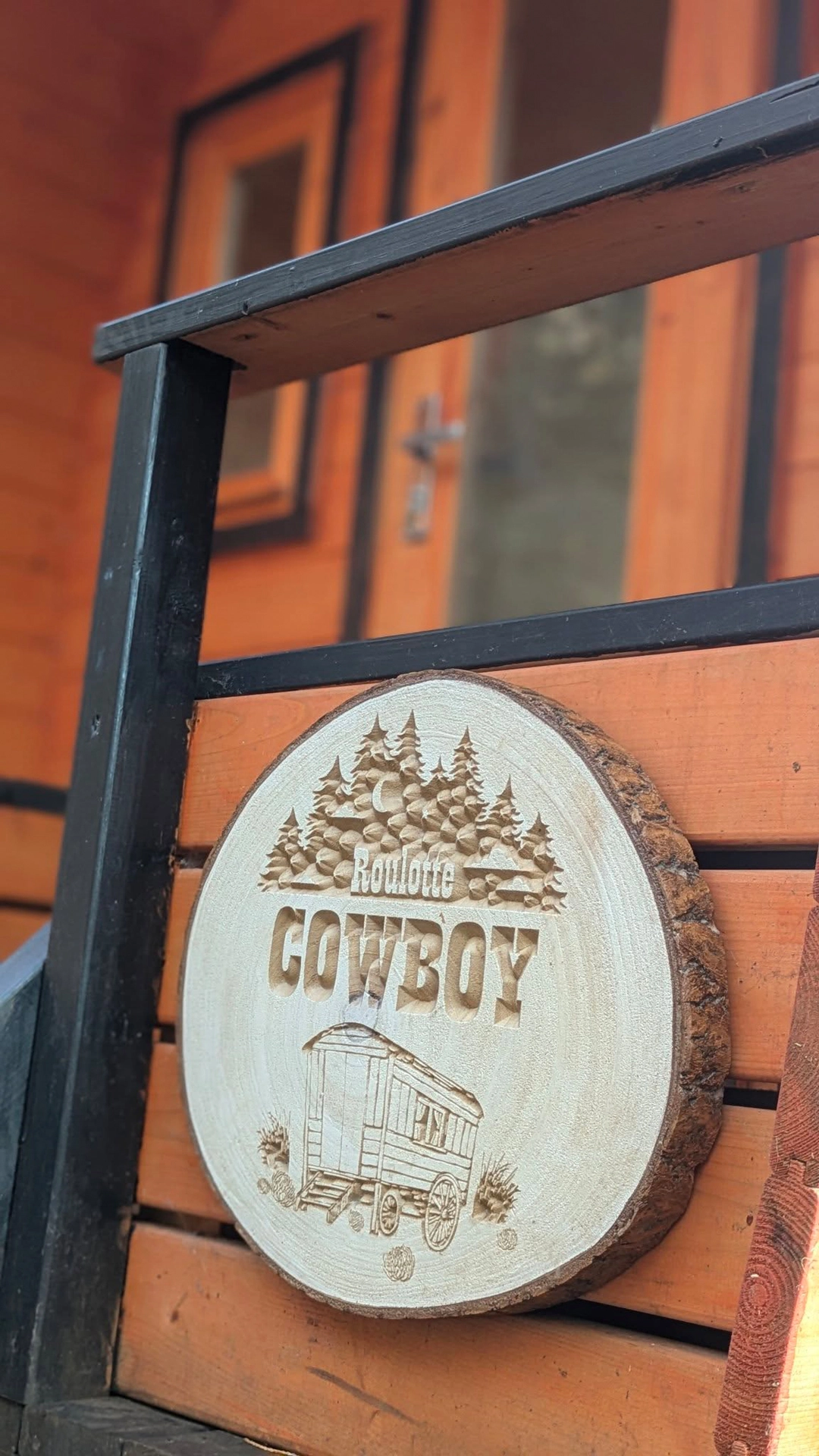 roulotte-cowboy-au-sequoia-proche-de-nancy-2